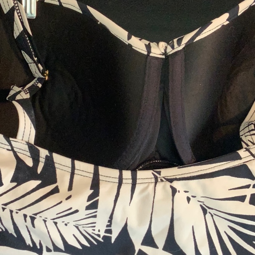 Bleu Rod Beattie one piece swim suit - Picture 2 of 10